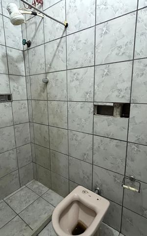 Casa à venda com 485m², 3 quartos e 4 vagasBanheiro 
