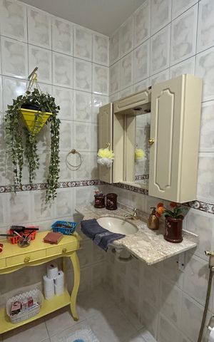 Casa à venda com 485m², 3 quartos e 4 vagasBanheiro da Suíte 2