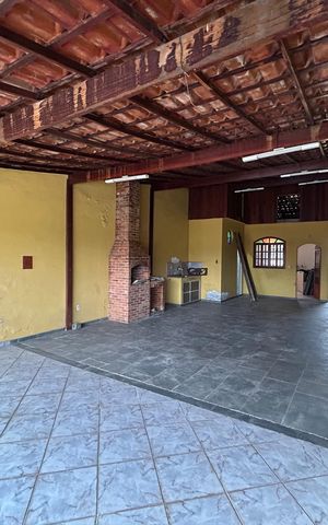 Casa à venda com 485m², 3 quartos e 4 vagasTerraço