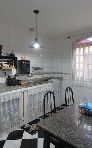 Casa à venda com 485m², 3 quartos e 4 vagasCozinha