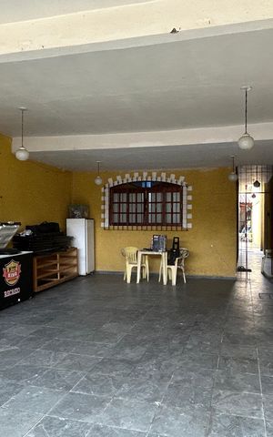 Casa à venda com 485m², 3 quartos e 4 vagasGaragem