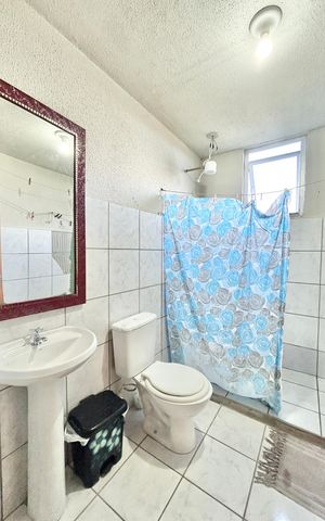 Apartamento à venda com 45m², 2 quartos e 1 vaga Apartamento à venda com 45m², 2 quartos e 1 vagaBanheiro