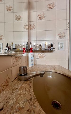 Apartamento à venda com 91m², 3 quartos e 1 vaga Apartamento à venda com 91m², 3 quartos e 1 vagaBanheiro Social