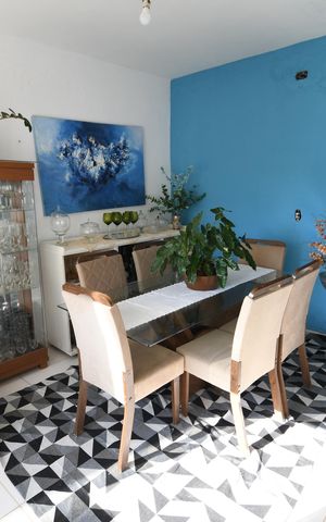 Casa à venda com 90m², 2 quartos e 4 vagasSala 2