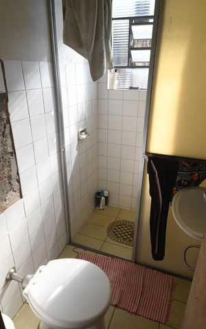 Casa à venda com 90m², 2 quartos e 4 vagasBanheiro 2