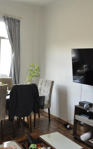 Apartamento à venda com 60m², 2 quartos e sem vagaSala