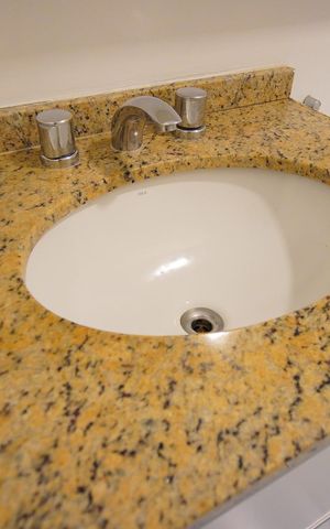 Apartamento à venda com 64m², 2 quartos e 1 vagaBanheiro Corredor