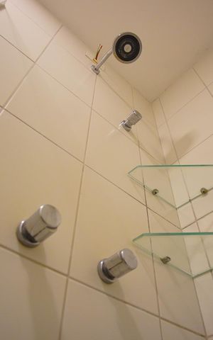 Apartamento à venda com 64m², 2 quartos e 1 vagaBanheiro Corredor