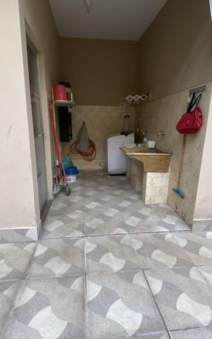 Casa à venda com 260m², 5 quartos e 2 vagas