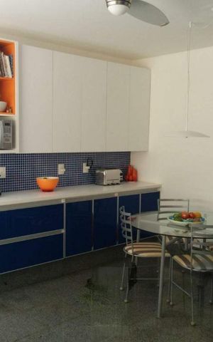 Casa de condomínio à venda com 440m², 5 quartos e 4 vagas