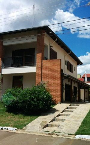 Casa de condomínio à venda com 440m², 5 quartos e 4 vagas