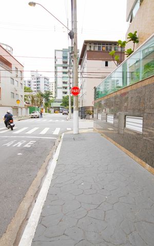 Apartamento para alugar com 98m², 2 quartos e 1 vaga Apartamento para alugar com 98m², 2 quartos e 1 vagaFachada