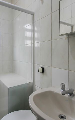 Casa para alugar com 115m², 3 quartos e 1 vaga Casa para alugar com 115m², 3 quartos e 1 vagaBanheiro