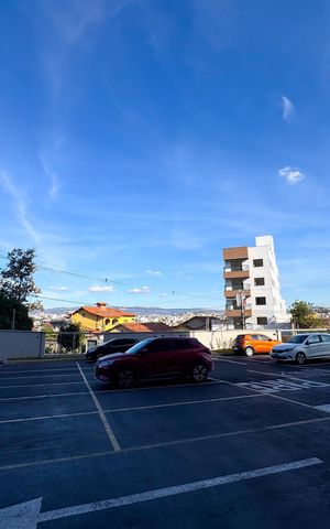 Apartamento para alugar com 49m², 2 quartos e 1 vaga Apartamento para alugar com 49m², 2 quartos e 1 vagaFachada