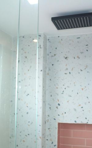 Apartamento à venda com 103m², 2 quartos e 2 vagasBanheiro da Suíte 