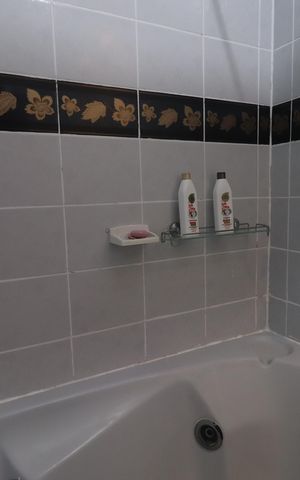 Casa à venda com 136m², 3 quartos e 1 vagaBanheiro
