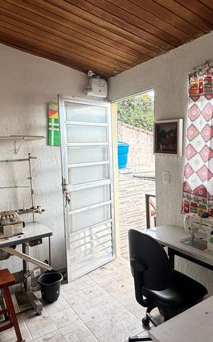Casa à venda com 127m², 2 quartos e 2 vagas Casa à venda com 127m², 2 quartos e 2 vagasQuarto de Serviço