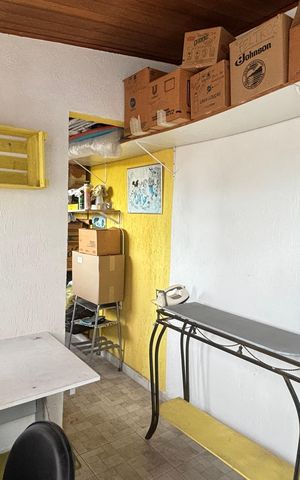 Casa à venda com 127m², 2 quartos e 2 vagas Casa à venda com 127m², 2 quartos e 2 vagasQuarto de Serviço