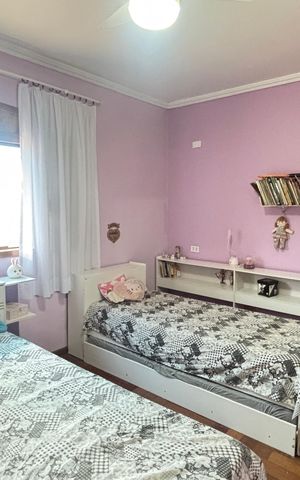 Casa à venda com 127m², 2 quartos e 2 vagas Casa à venda com 127m², 2 quartos e 2 vagasQuarto 1
