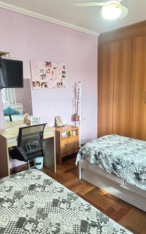 Casa à venda com 127m², 2 quartos e 2 vagas Casa à venda com 127m², 2 quartos e 2 vagasQuarto 1