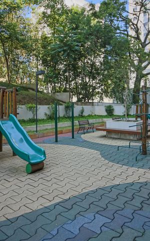 Apartamento para alugar com 78m², 2 quartos e 1 vaga Apartamento para alugar com 78m², 2 quartos e 1 vagaÁrea comum - Playground
