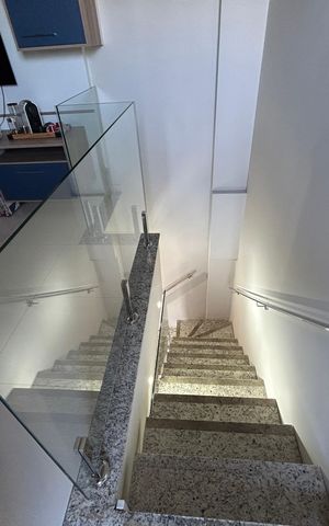 Apartamento à venda com 145m², 3 quartos e 2 vagasEscada
