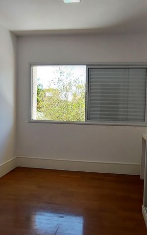 Casa à venda com 350m², 5 quartos e 5 vagas
