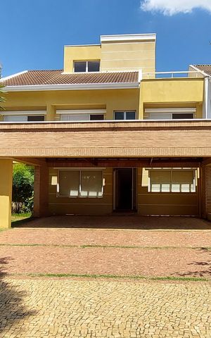 Casa à venda com 350m², 5 quartos e 5 vagas