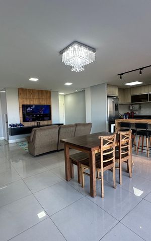 Apartamento à venda com 119m², 3 quartos e 2 vagas Apartamento à venda com 119m², 3 quartos e 2 vagasSala