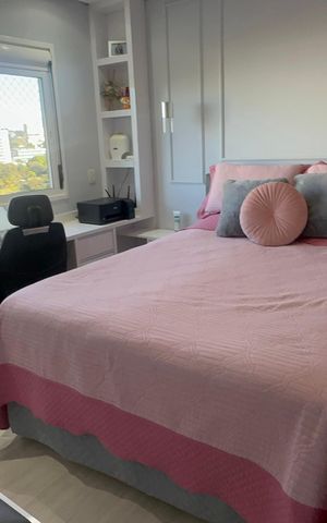Apartamento à venda com 119m², 3 quartos e 2 vagas Apartamento à venda com 119m², 3 quartos e 2 vagasSuíte