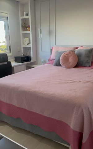 Apartamento à venda com 119m², 3 quartos e 2 vagas Apartamento à venda com 119m², 3 quartos e 2 vagasSuíte