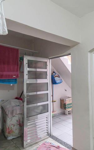 Casa à venda com 172m², 3 quartos e 2 vagasÁrea de Serviço
