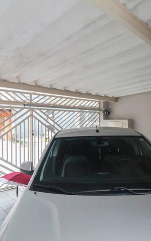 Casa à venda com 172m², 3 quartos e 2 vagasGaragem