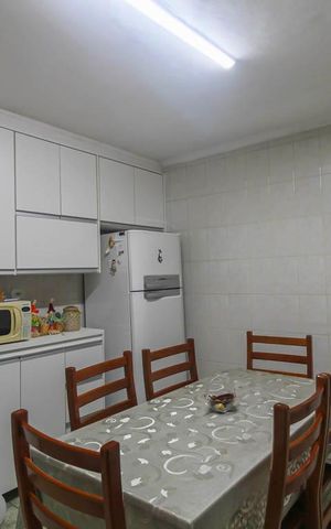 Casa à venda com 172m², 3 quartos e 2 vagasCozinha