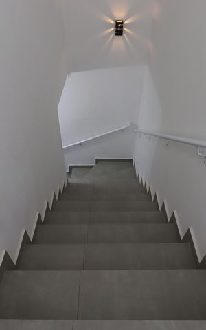 Apartamento à venda com 122m², 2 quartos e 1 vagaEscada