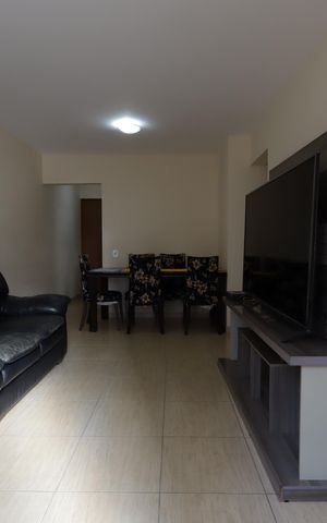 Apartamento à venda com 76m², 3 quartos e 1 vagaSala