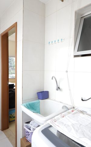 Apartamento à venda com 76m², 3 quartos e 1 vagaÁrea de Serviço