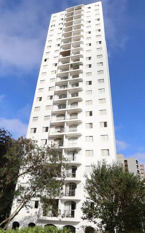 Apartamento à venda com 76m², 3 quartos e 1 vagaFachada