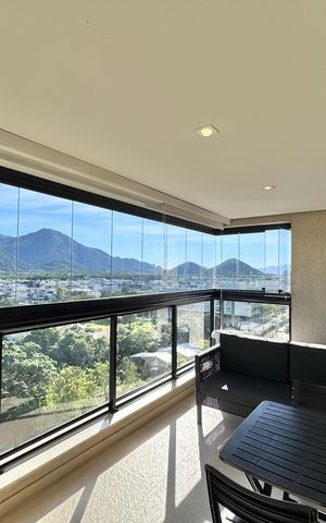 Apartamento à venda com 91m², 3 quartos e 2 vagas Apartamento à venda com 91m², 3 quartos e 2 vagasVaranda