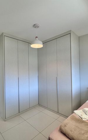 Apartamento à venda com 91m², 3 quartos e 2 vagas Apartamento à venda com 91m², 3 quartos e 2 vagasQuarto 1
