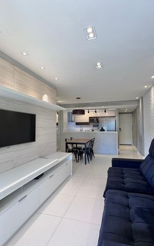 Apartamento à venda com 91m², 3 quartos e 2 vagas Apartamento à venda com 91m², 3 quartos e 2 vagasSala