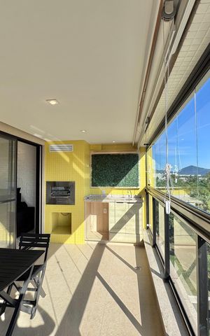 Apartamento à venda com 91m², 3 quartos e 2 vagas Apartamento à venda com 91m², 3 quartos e 2 vagasVaranda