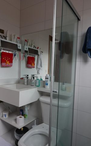 Casa à venda com 170m², 3 quartos e 4 vagasBanheiro