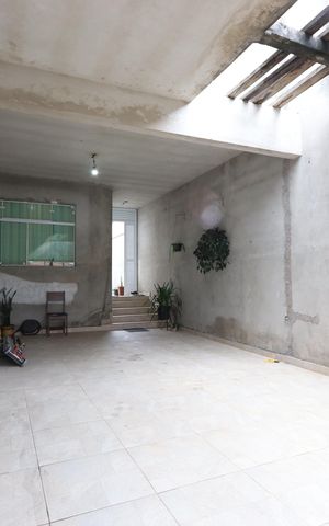 Casa à venda com 170m², 3 quartos e 4 vagasGaragem