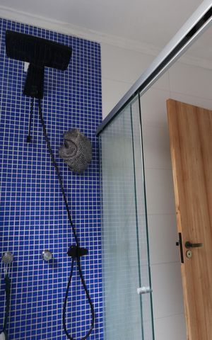 Casa à venda com 170m², 3 quartos e 4 vagasBanheiro