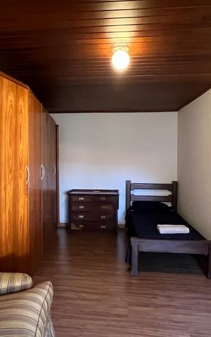 Casa à venda com 300m², 3 quartos e sem vagaQuarto de Serviço