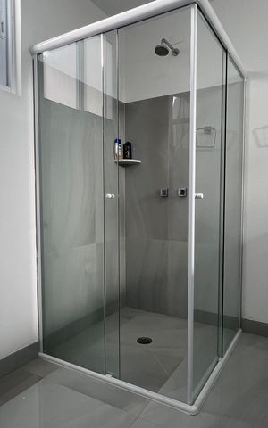 Casa à venda com 300m², 3 quartos e sem vagaBanheiro da Suíte 2