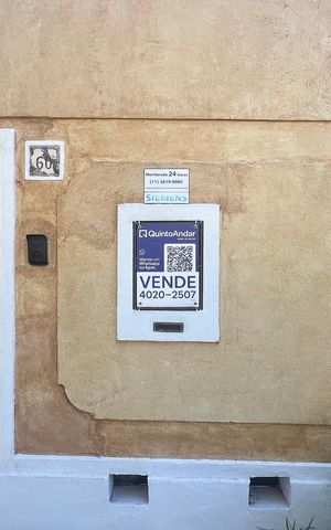 Casa à venda com 300m², 3 quartos e sem vagaPlaquinha