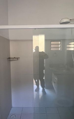 Casa à venda com 300m², 3 quartos e sem vagaBanheiro de serviço