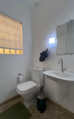 Casa à venda com 300m², 3 quartos e sem vagaLavabo